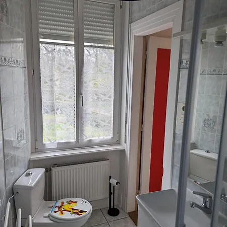 Roux Apartman *
